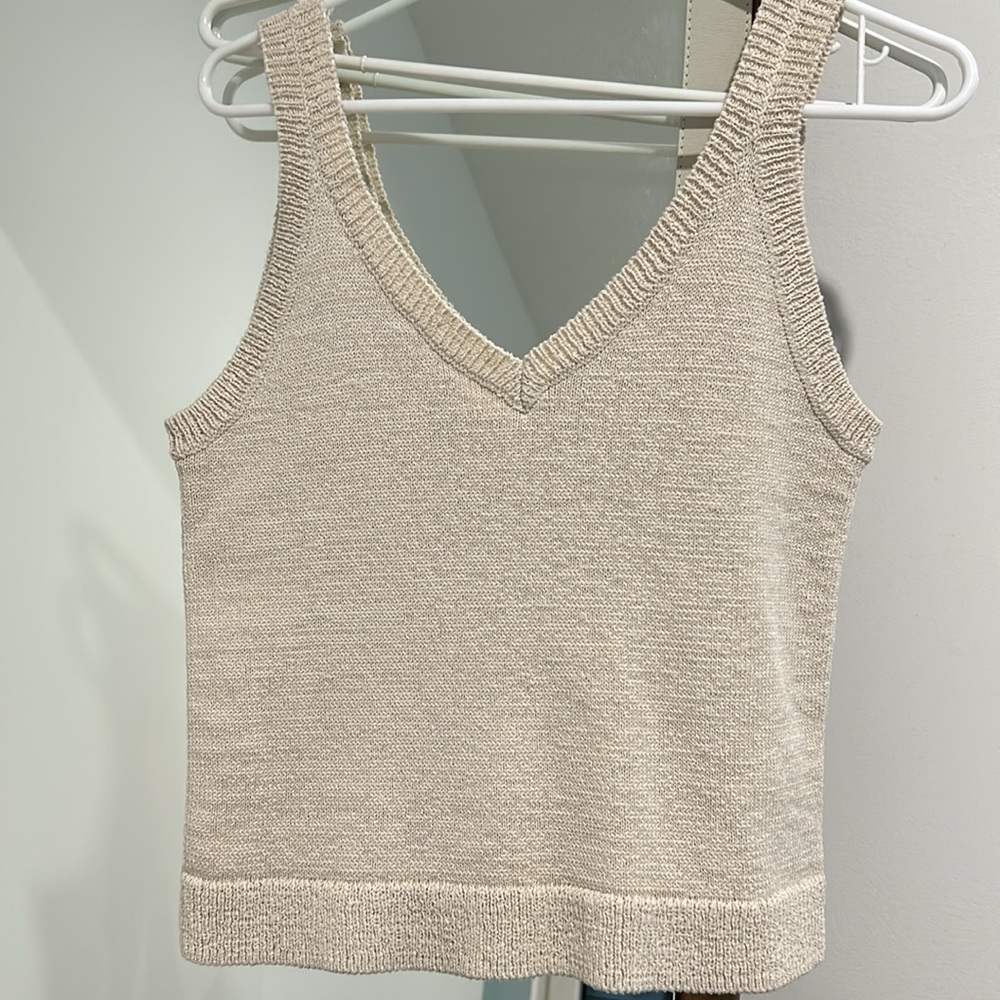 EUC Silk blend sweater tank XS H&M
